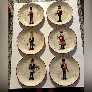 COPY - Williams Sonoma nutcracker lunch plates (set of 6)
